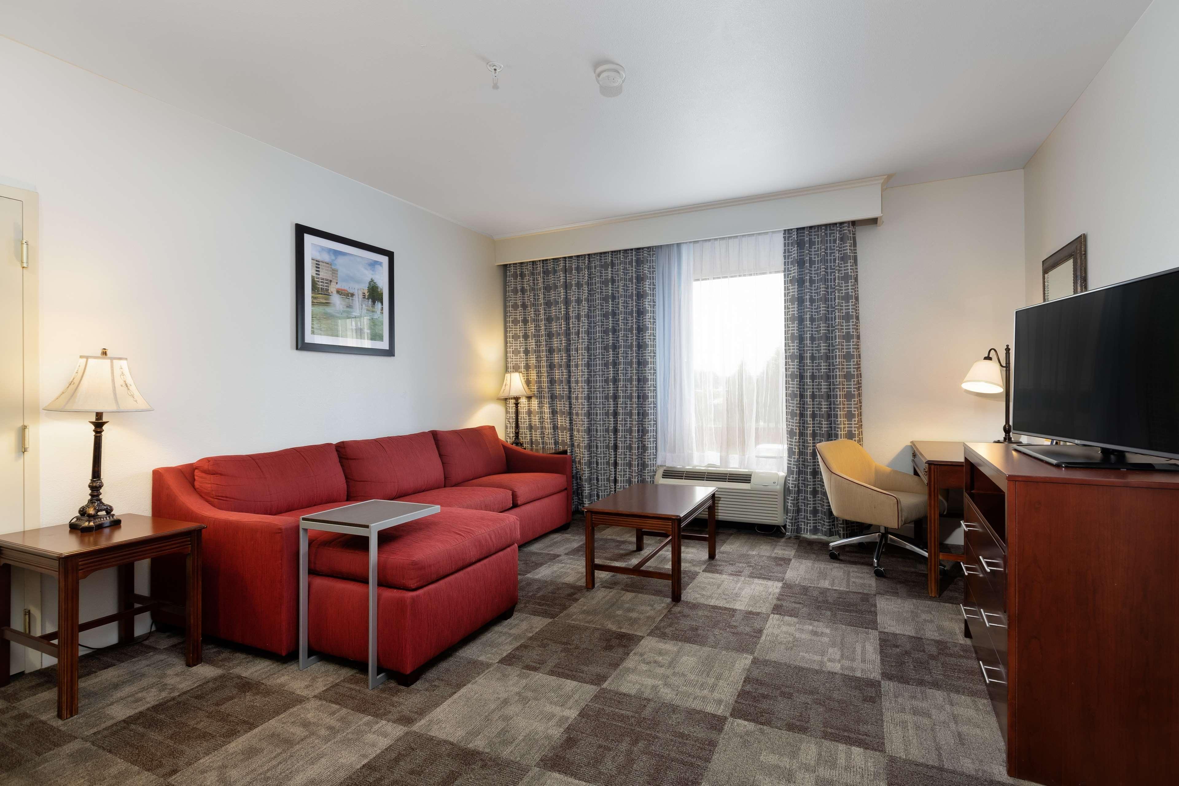 Hampton Inn & Suites Baton Rouge - I-10 East Екстериор снимка